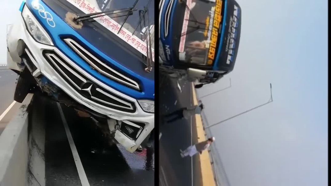 ⁣পদ্মা সেতুর মাঝে, সবাই অল্পের জন্য বেঁচে গেলেন কারও বড় কোন ক্ষতি হয়নি
