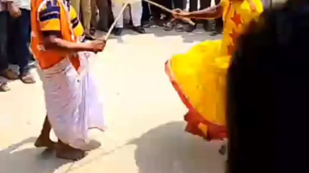 ⁣কুলিয়ারচরে বর্ষবরণ উপলক্ষে লাঠি খেলা